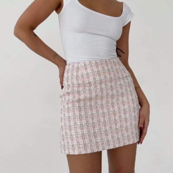 Anthropologie Rumored Coco Pink Tweed Mini Skirt - Picture 1 of 7
